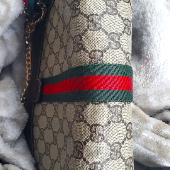 **SOLD on Mercari* Platform Authentic Gucci w/Dustbag - Picture 10 of 11